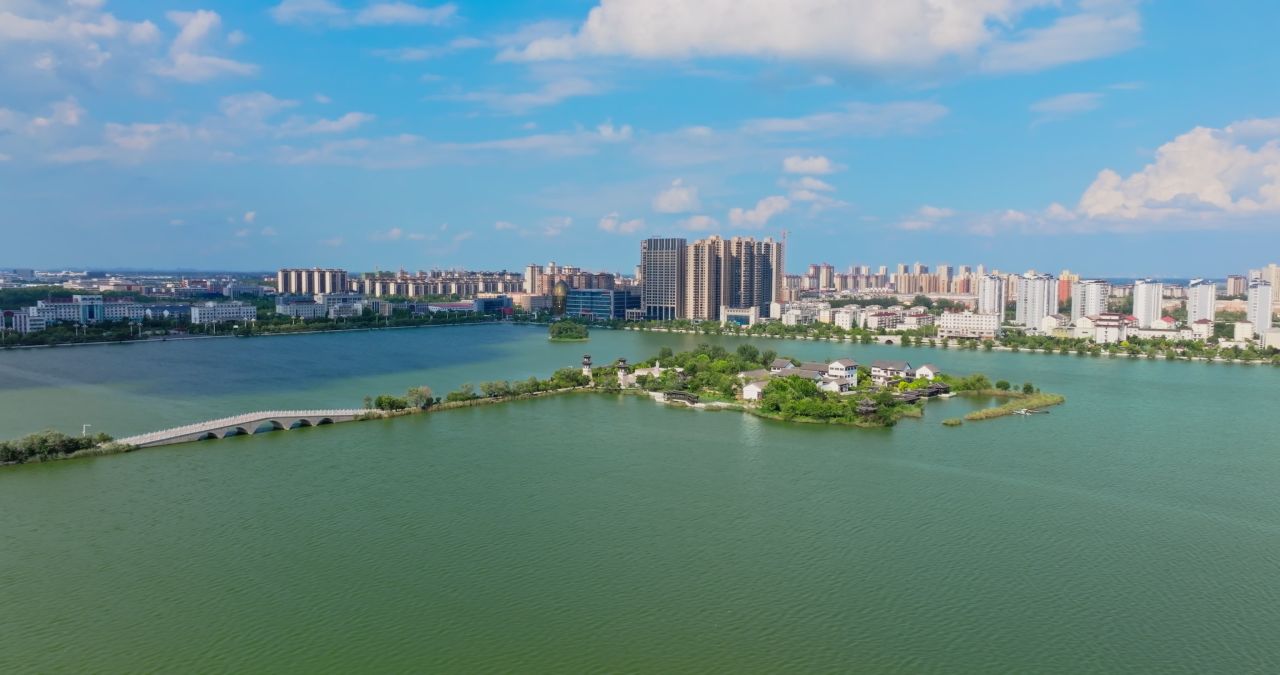 河南睢县中原水城蓝天白云北湖公园风光航拍 20