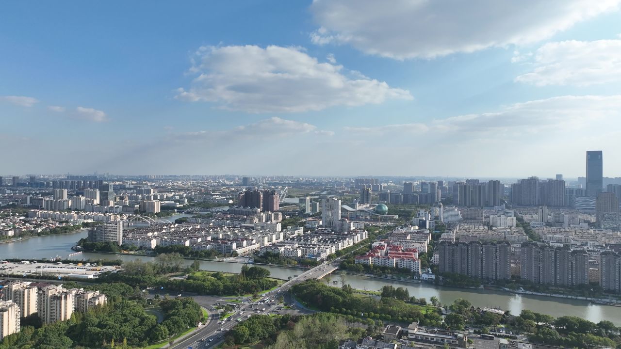 4K航拍昆山城市建筑风光大景 5