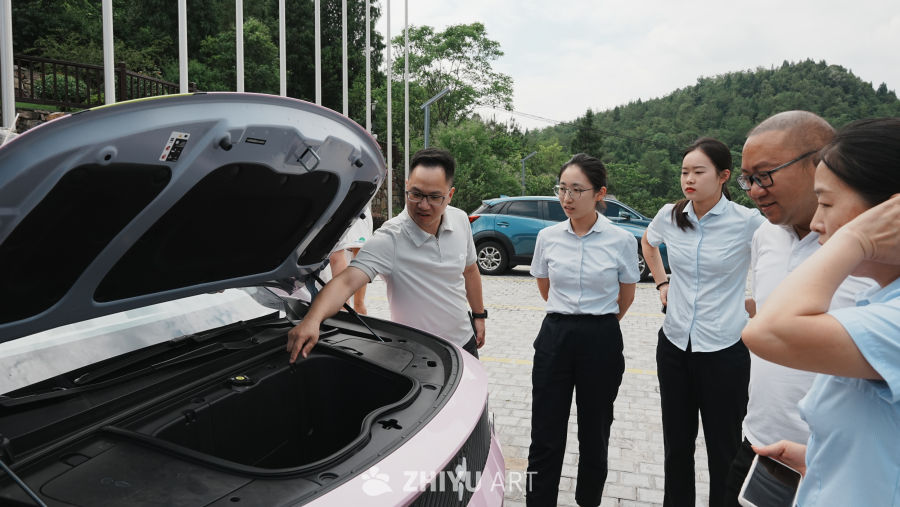 汽车引擎讲解会