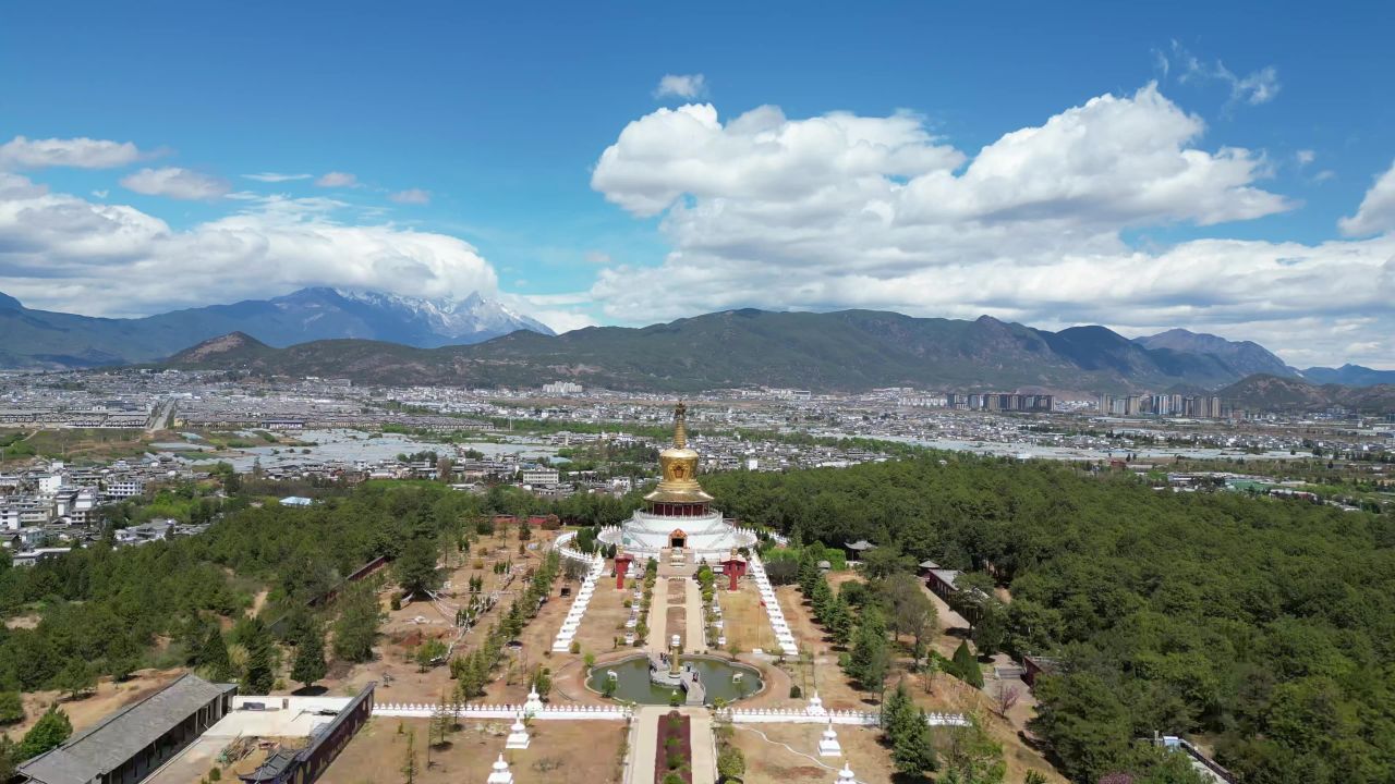  航拍云南丽江金塔景区4A景区