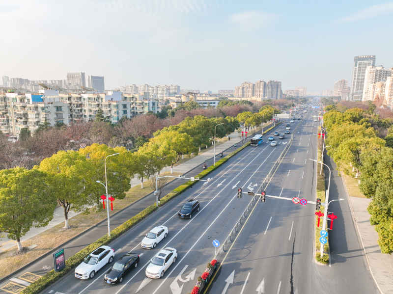 航拍昆山城镇道路风光新春氛围 61