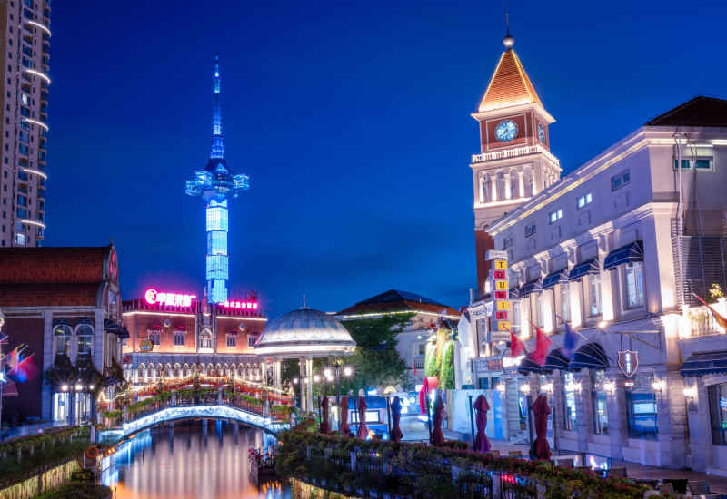 聚龙湖与欧洲风情街