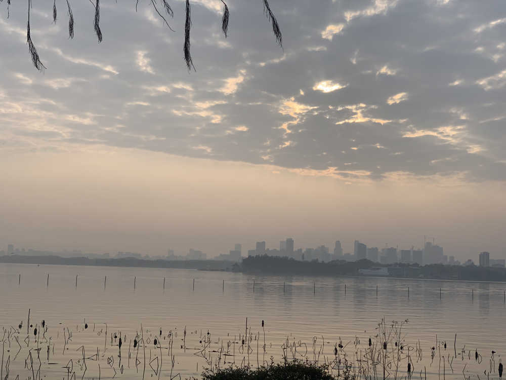 东湖