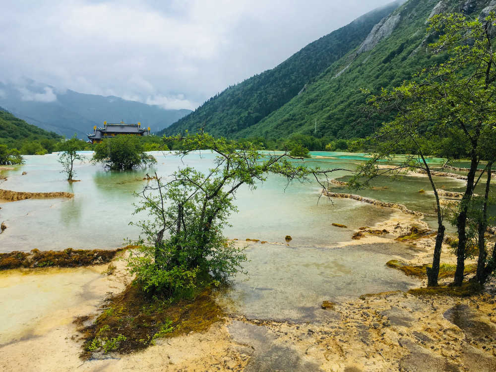 黄龙五彩池