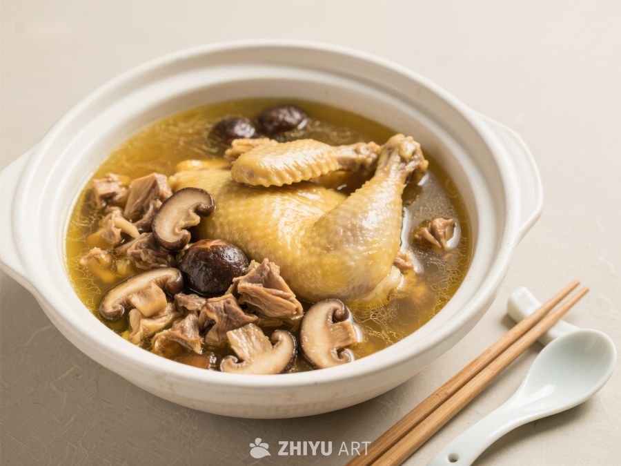 鲜美鸡汤配蘑菇 1220