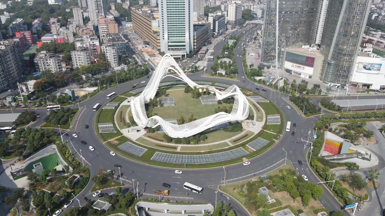 湖北武汉光谷广场交通转盘航拍