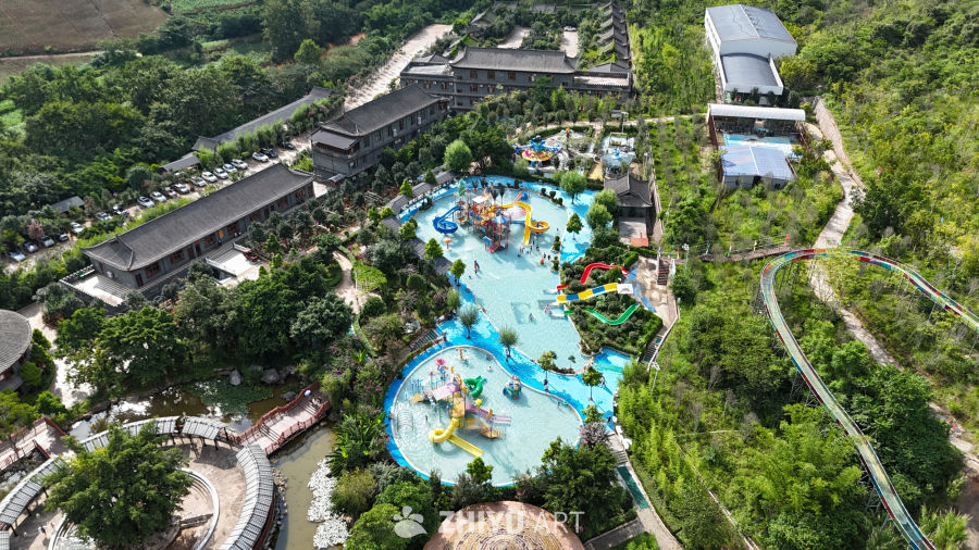 山水间的夏日狂欢：水上乐园全景