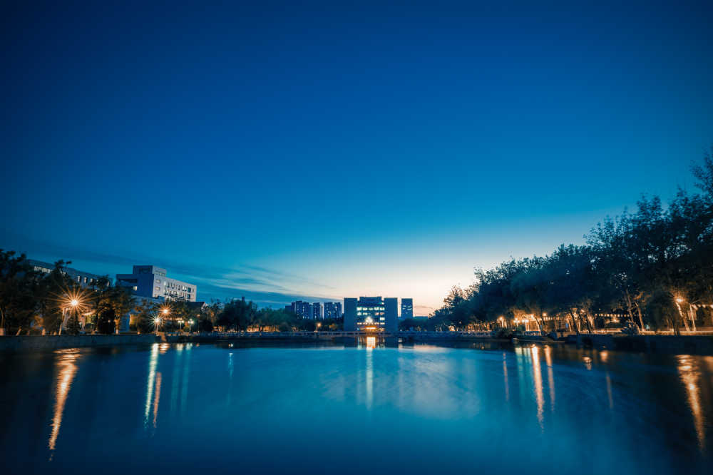 蓝调时刻—天津大学建筑学院