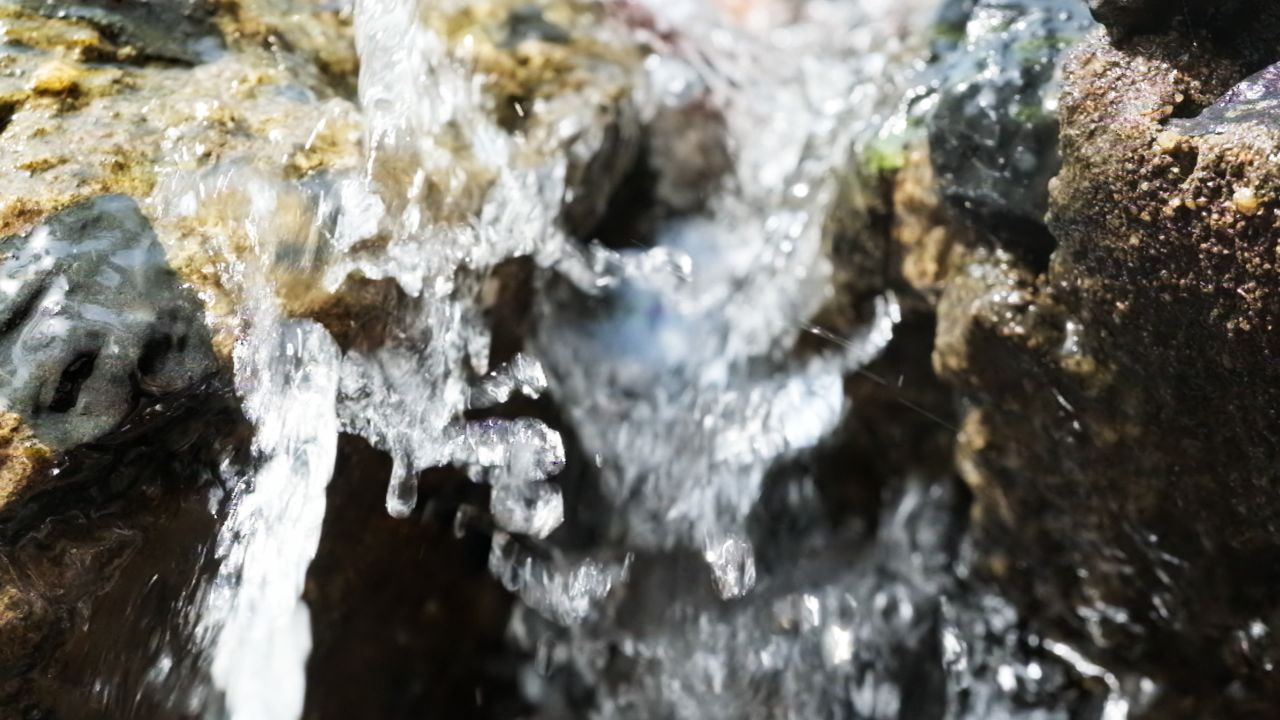 山泉水小溪瀑布河流4K实拍空镜