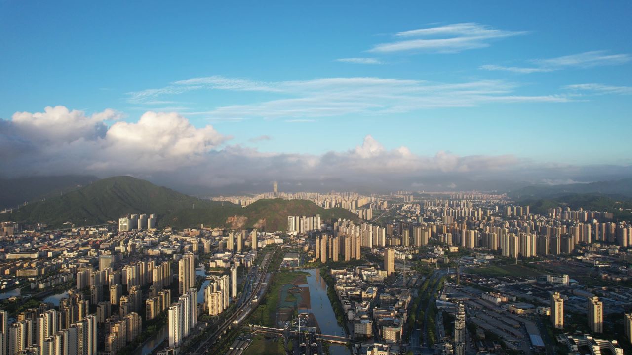 浙江温州城市清晨日出彩霞航拍
