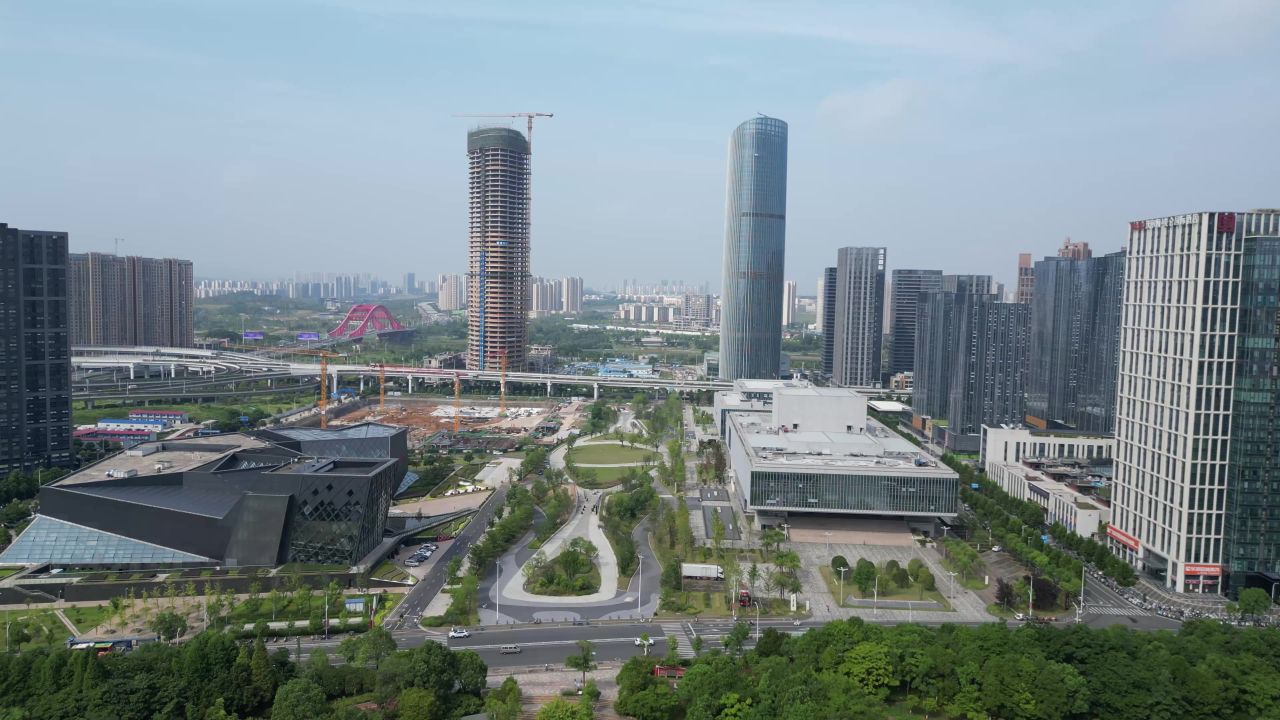  航拍江西赣州万象城中央公园