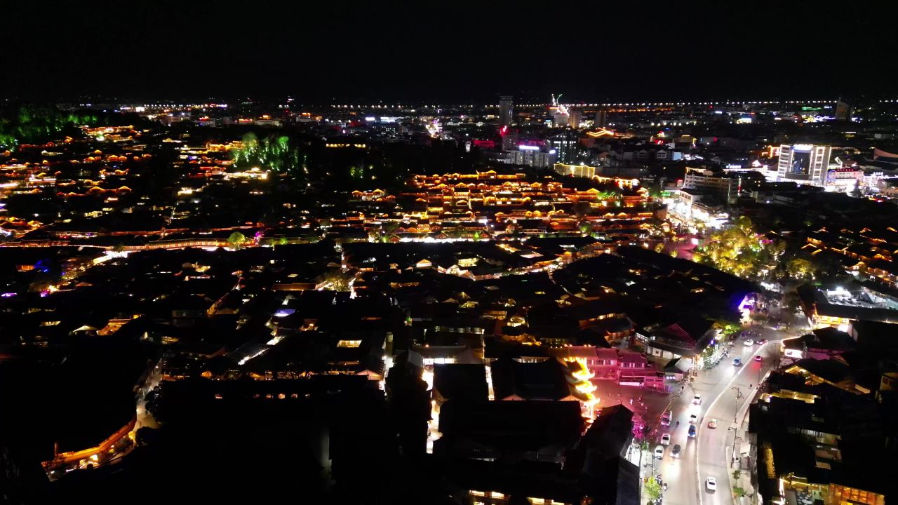 航拍云南丽江古城5A景区夜景