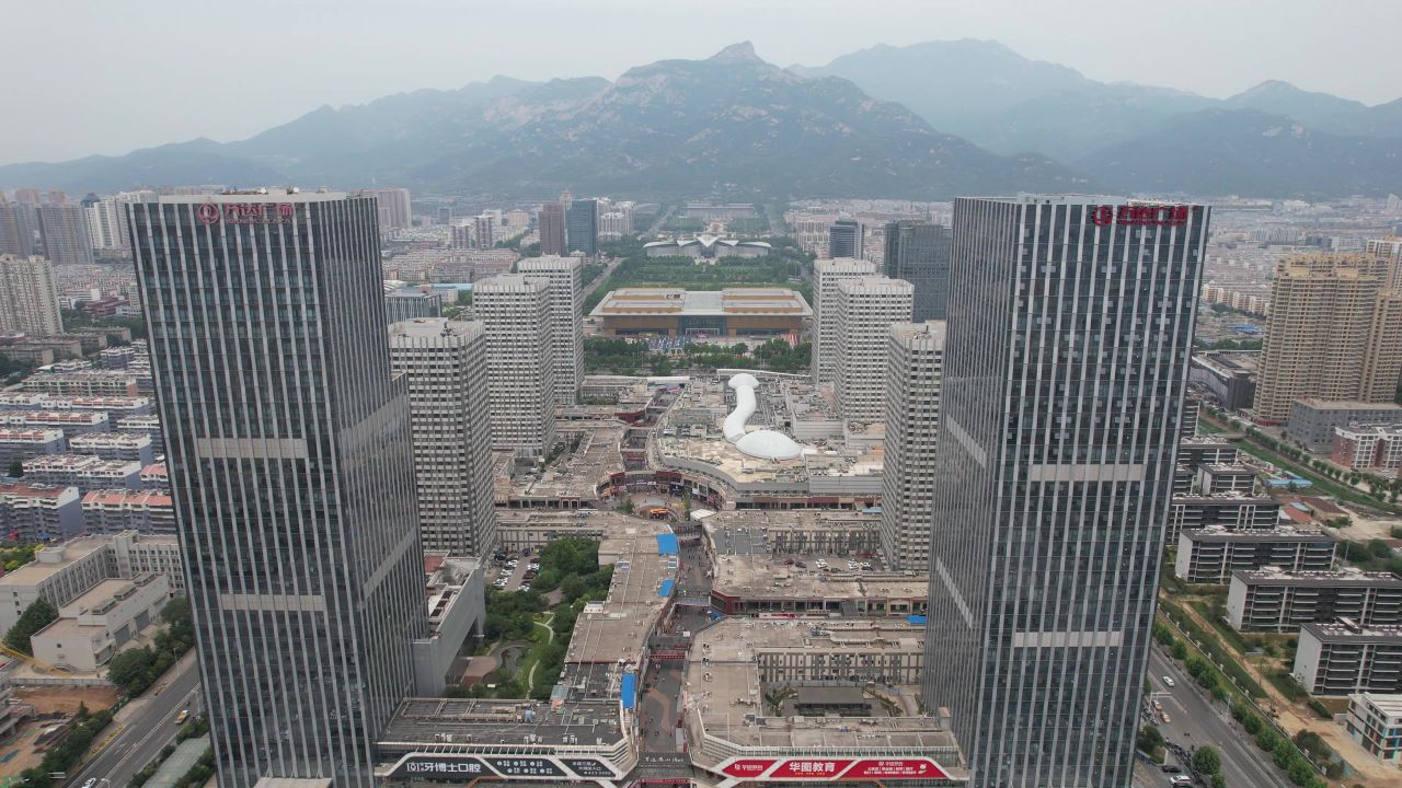 山东泰安城市风光航拍 