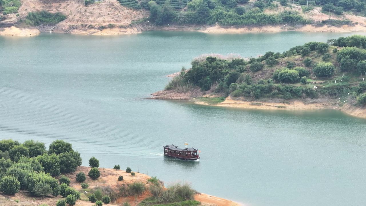 飞云湖水上巴士 22