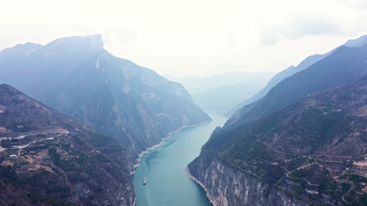 重庆市奉节县瞿塘峡夔门白帝城实拍航拍视频