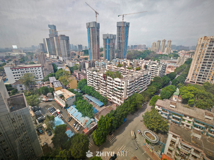 城市新楼与旧楼