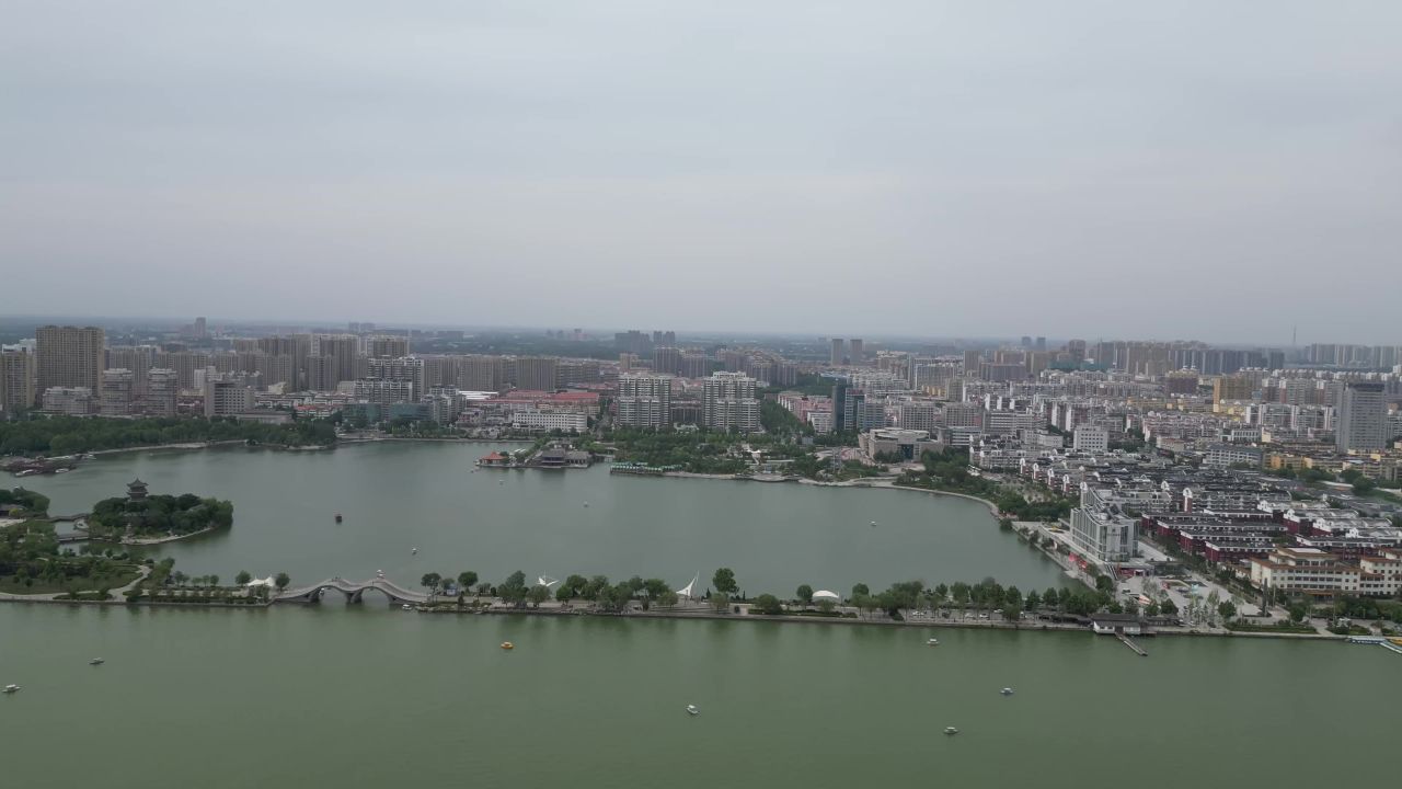  航拍山东聊城东昌湖景区