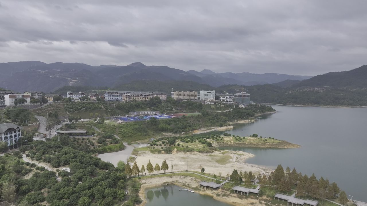 飞云湖水上巴士 13