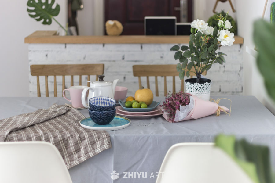 温馨餐桌布置