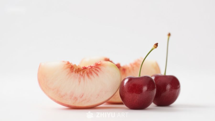 桃子切片与樱桃并置