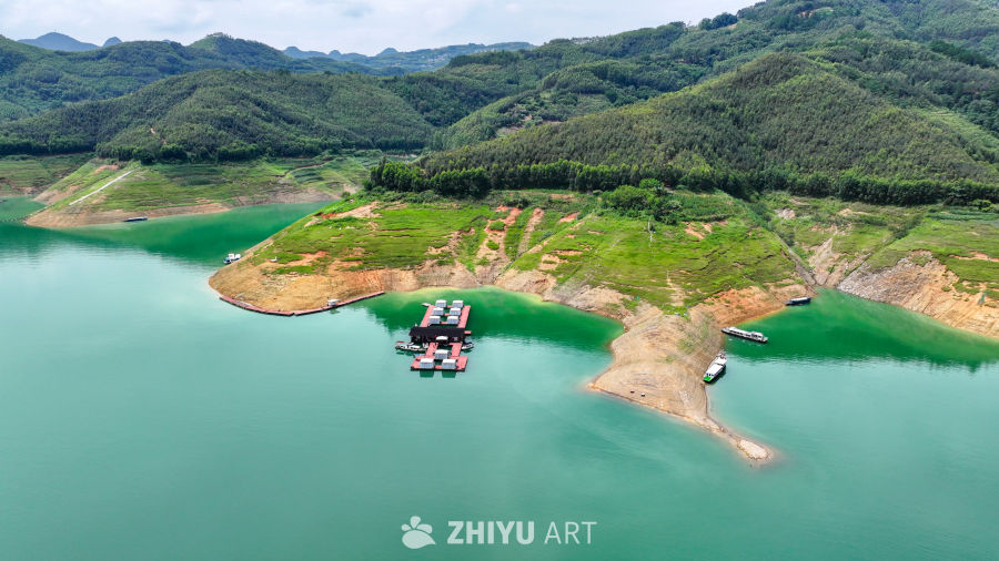夏日贵州万峰湖 2