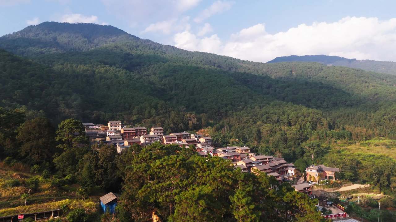 山间古村