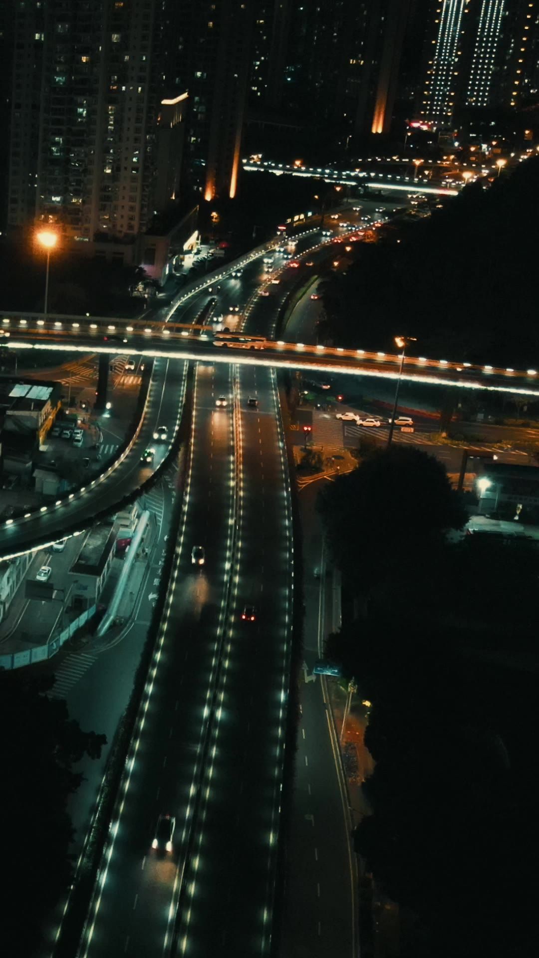 竖屏航拍福建厦门城市夜景