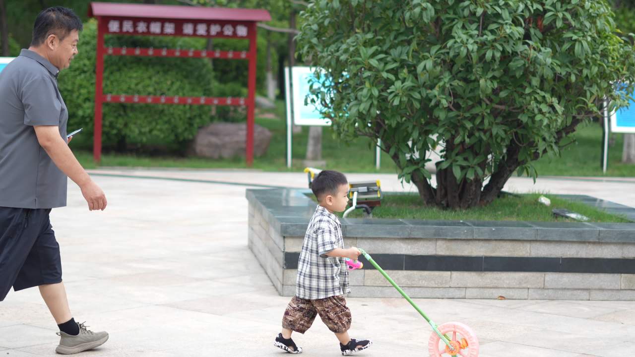 【实拍样片】索尼A6700-4K相机实拍原片视频 13