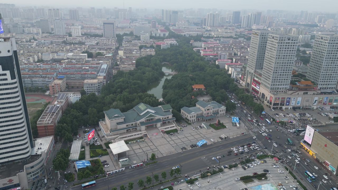 航拍山东济宁文化广场