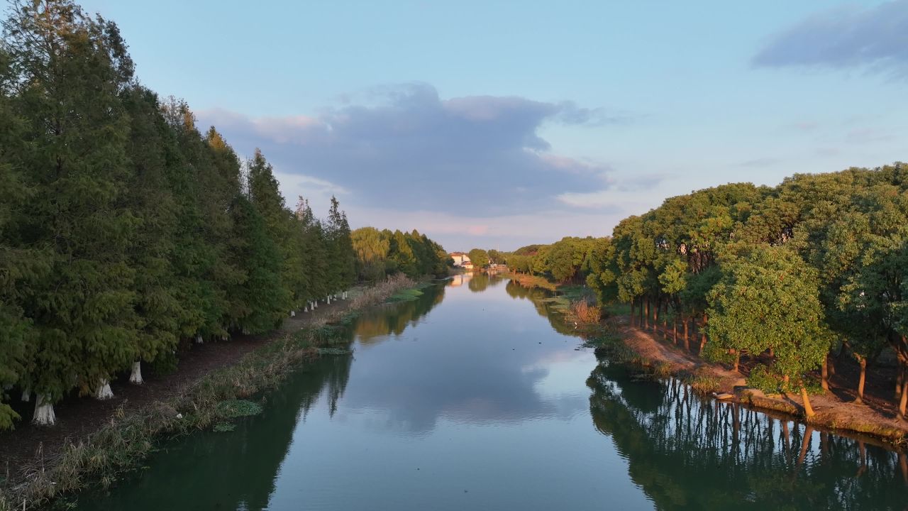 航拍苏州阳澄湖日落大景 5