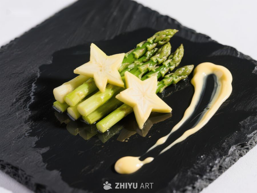 精致芦笋配星形装饰与酱汁 502