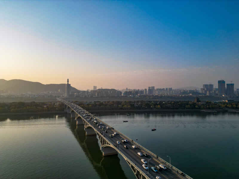 湖南长沙城市建筑高楼交通航拍摄影图
