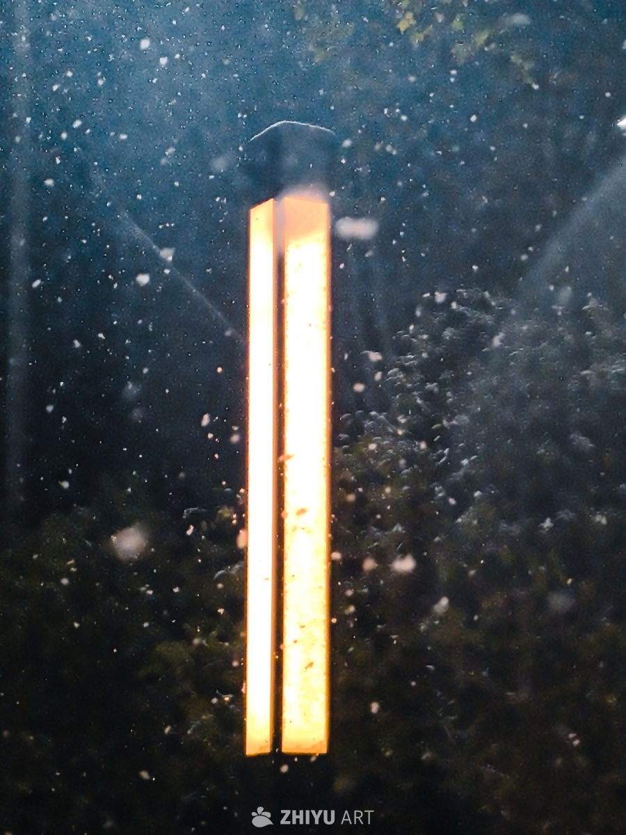 雪夜灯光