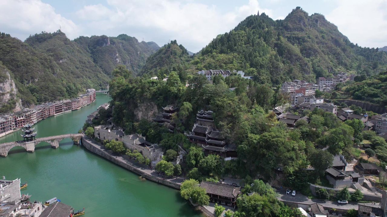 贵州黔东南镇远古镇5A景区航拍  