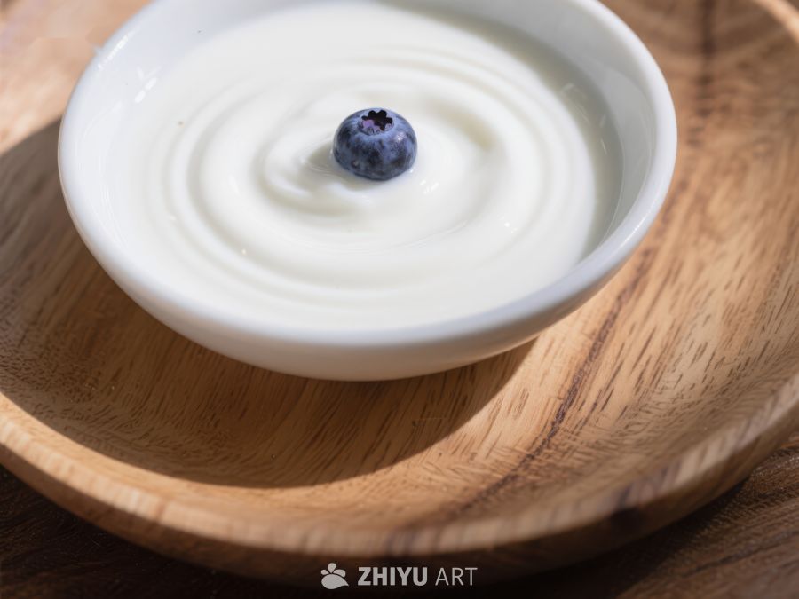 蓝莓点缀的酸奶 349