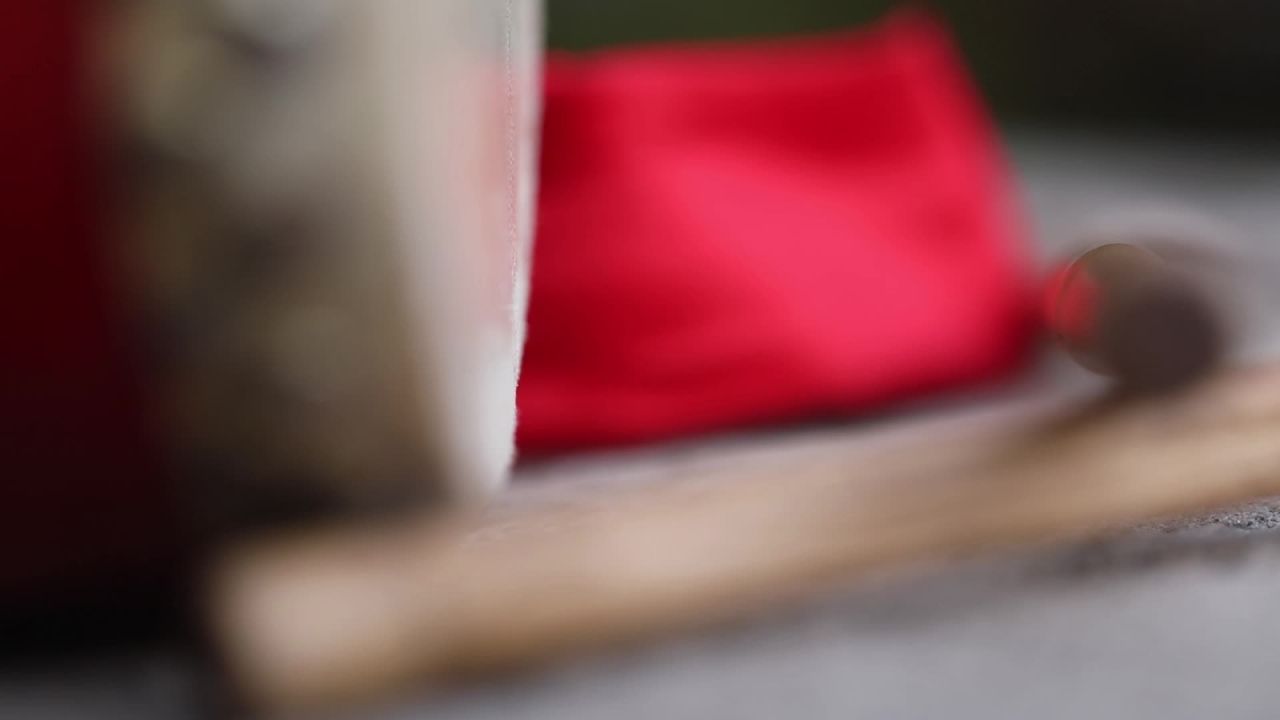 敲锣打鼓
