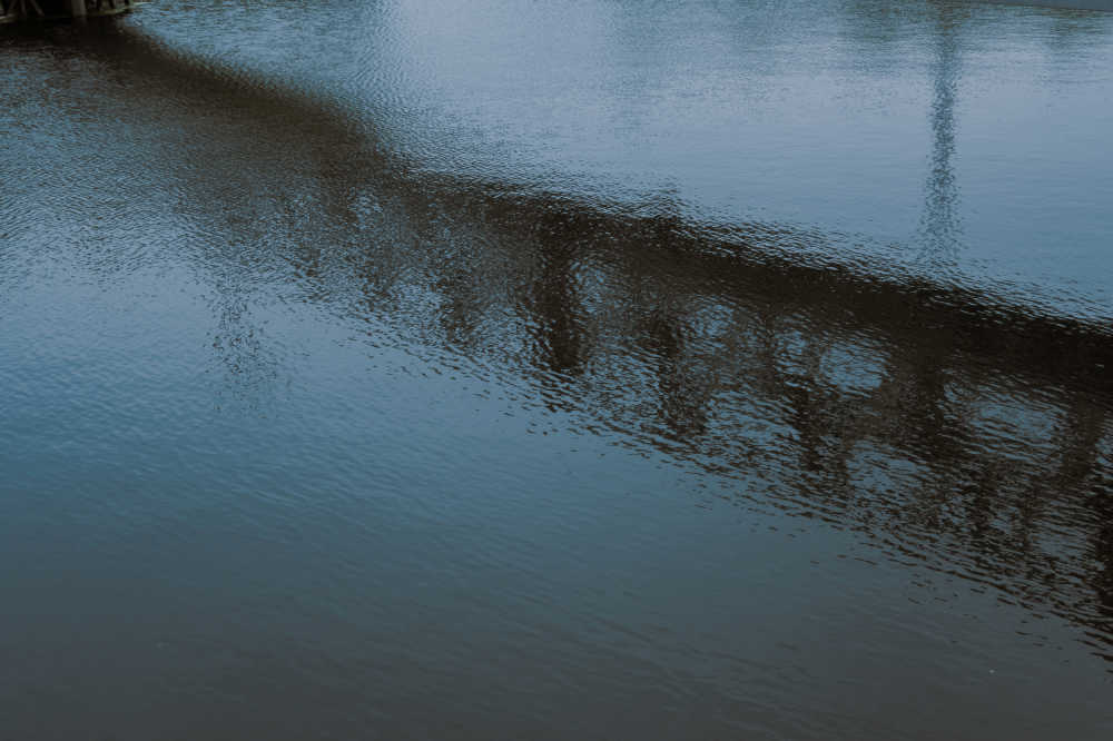 清澈下的浑浊