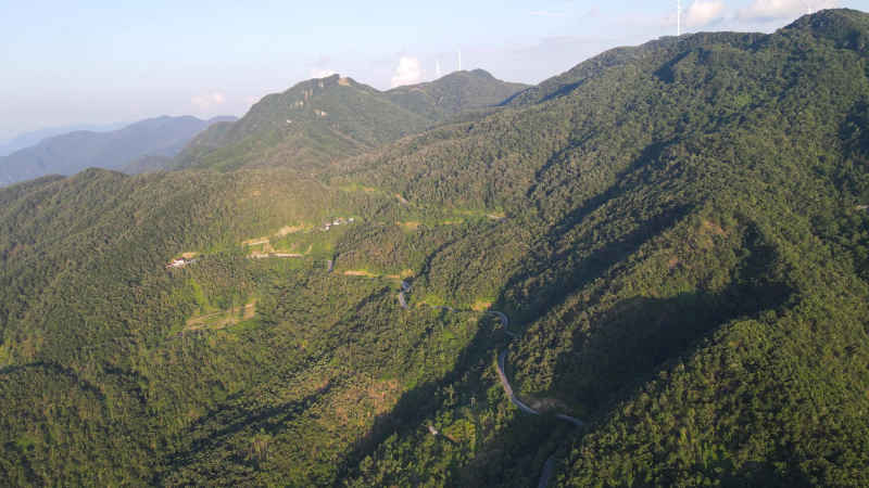 航拍湖北襄阳横冲景区