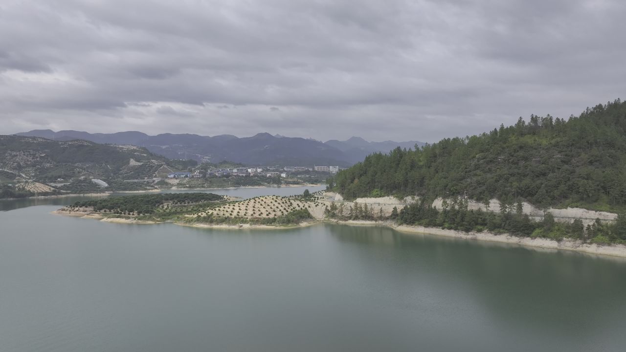 飞云湖水上巴士 49