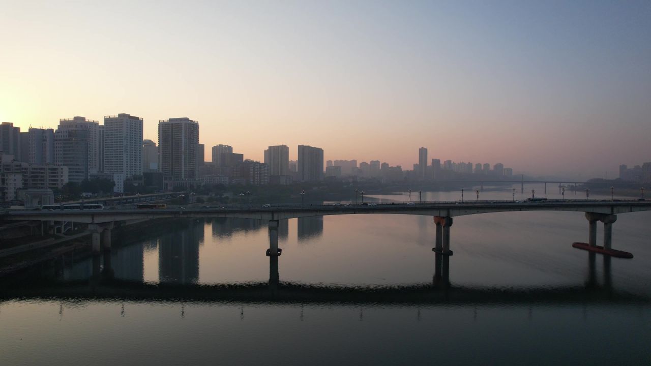  湖南株洲清晨日出彩霞迷雾航拍
