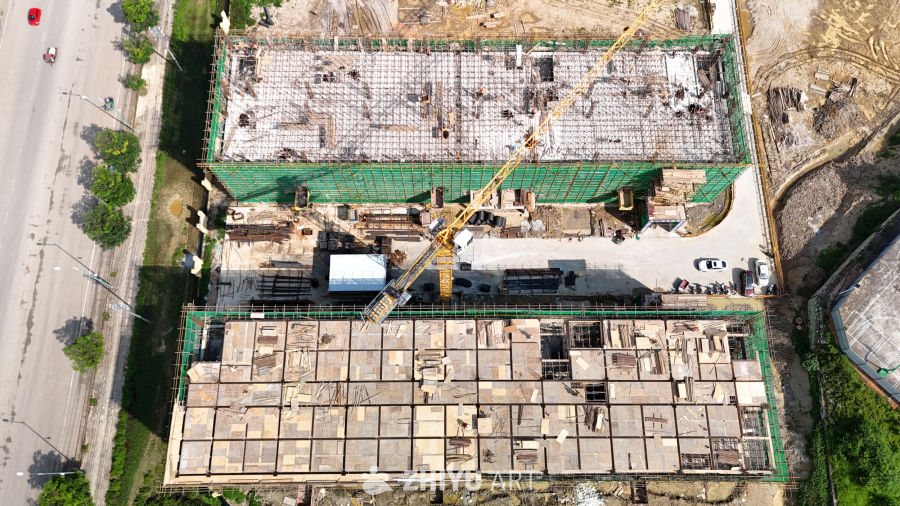 繁忙的建筑工地俯瞰图