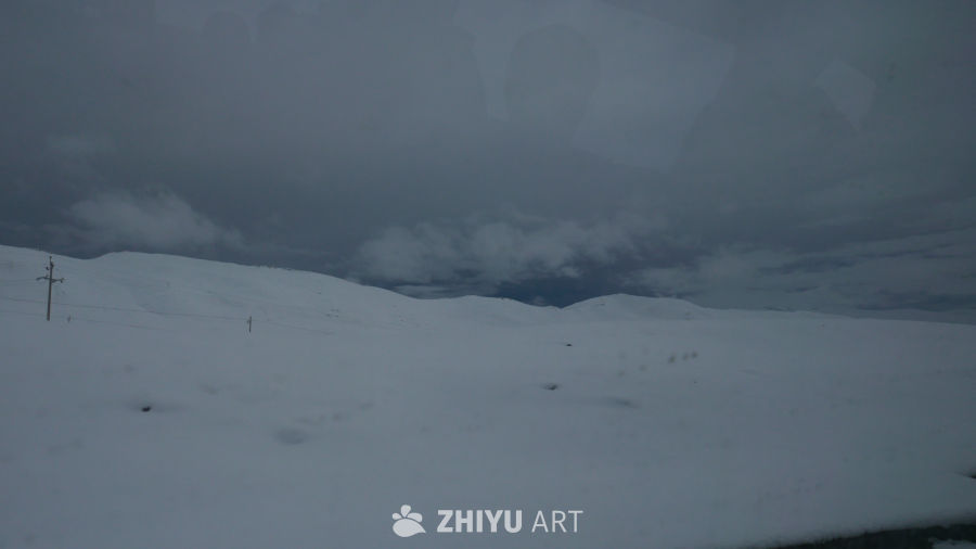 雪地阴天