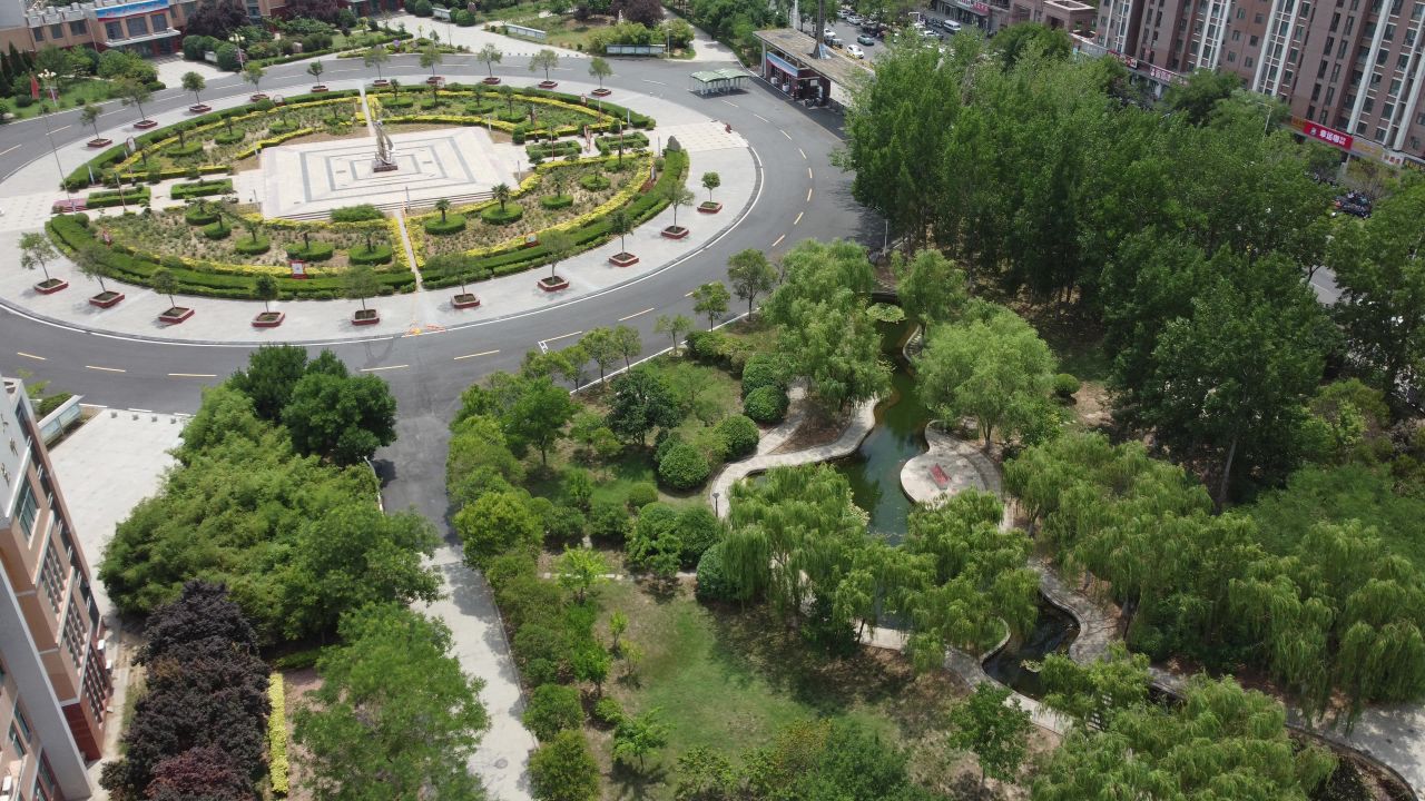 新乡一中南校区学校航拍 5