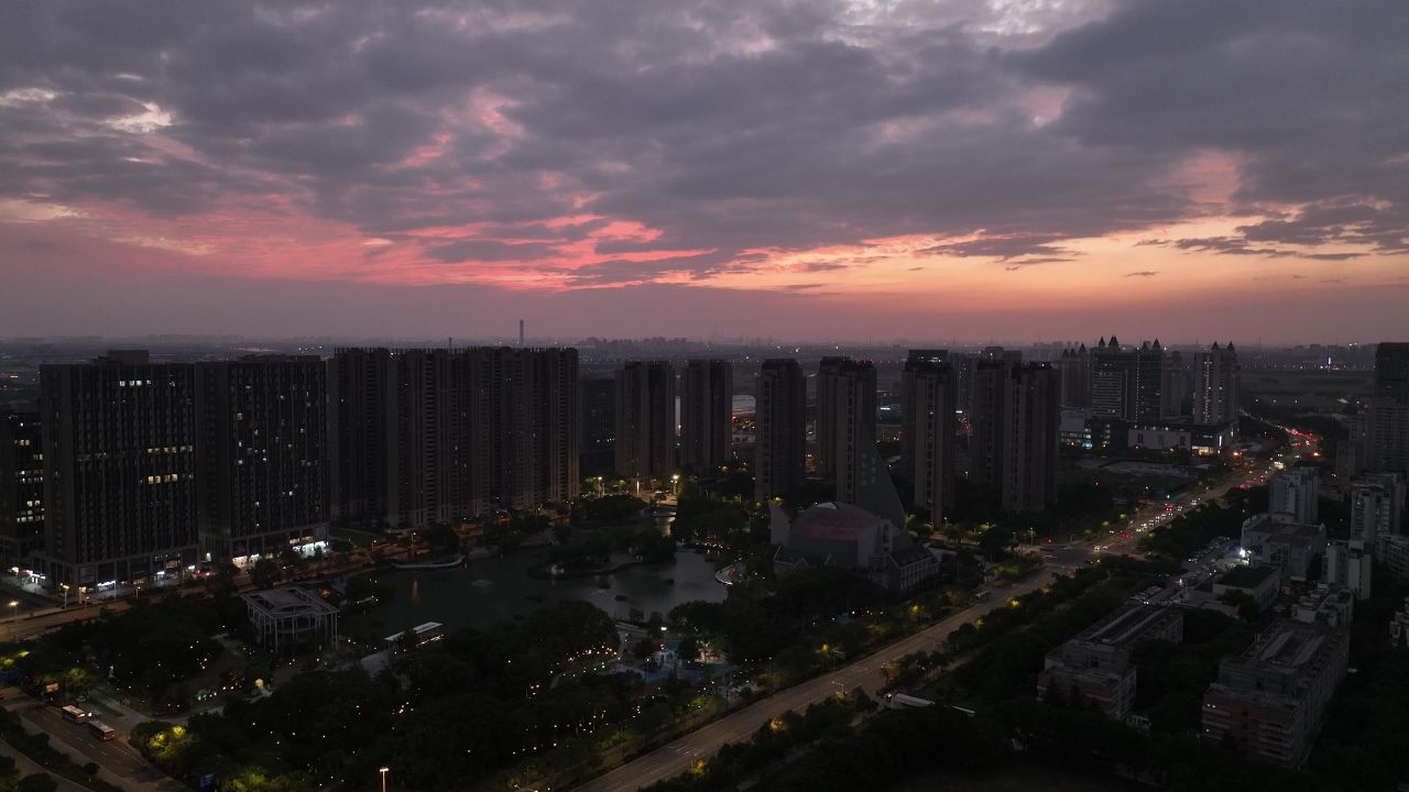 4K航拍昆山城市建筑夜景风光 1