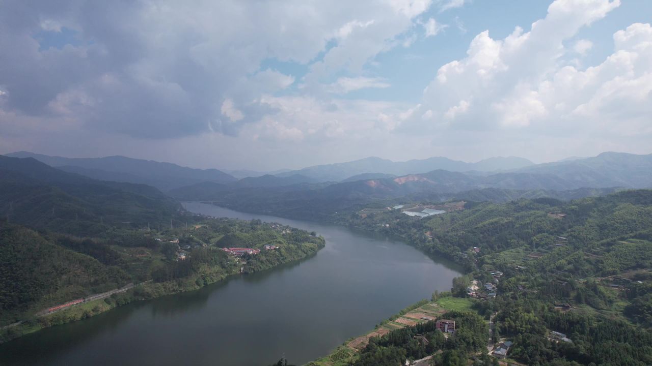 祖国大好河山青山绿水航拍  