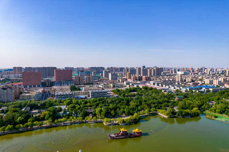 山东济南城市风光大明湖航拍摄影图 