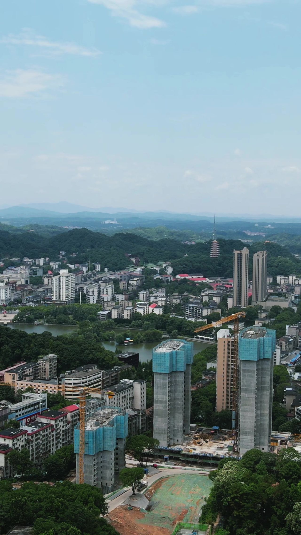 城市航拍益阳城市建设竖屏