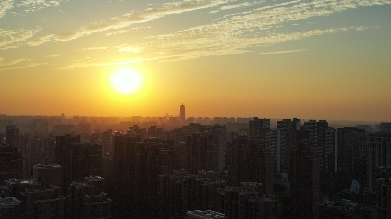 郑州玉米楼夕阳