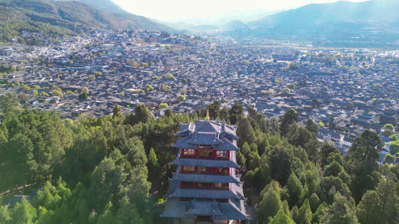航拍云南丽江古城狮子山景区 