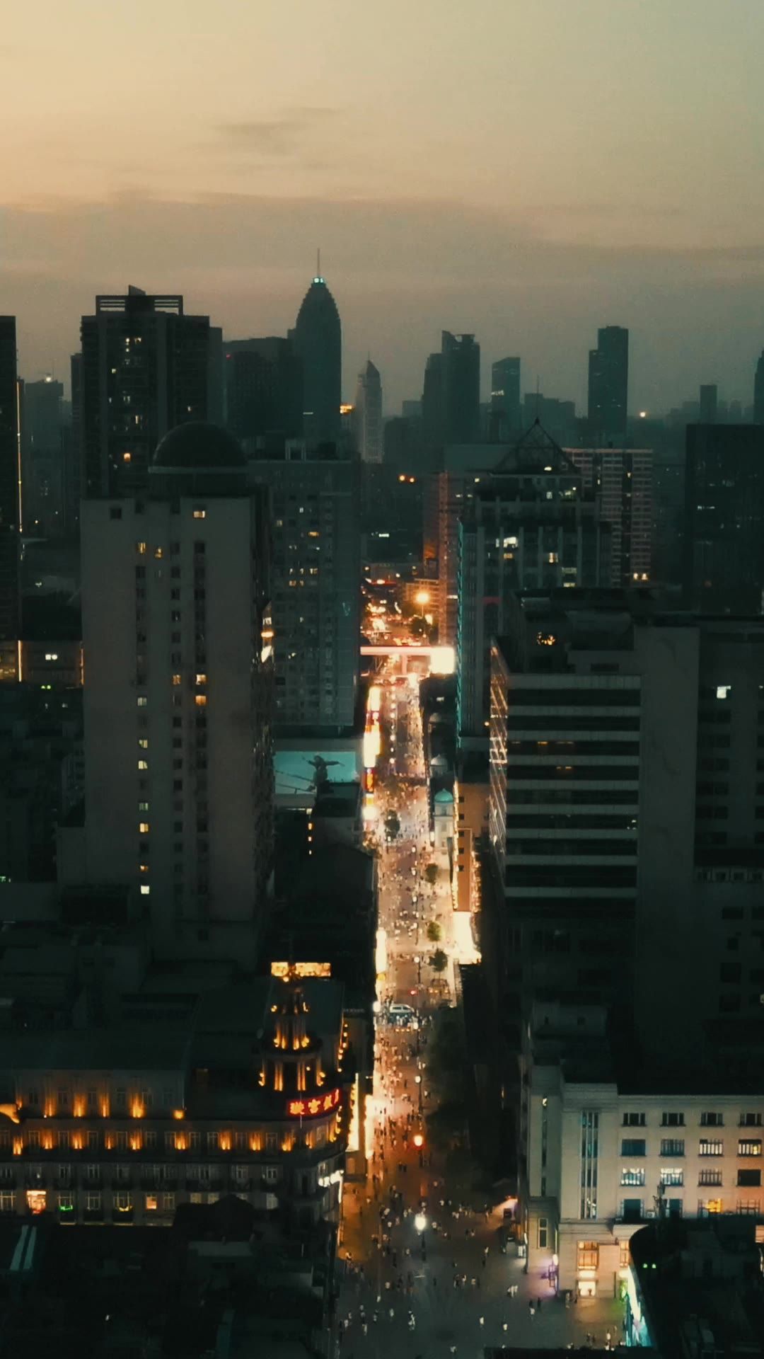 城市航拍武汉江汉路步行街夜景
